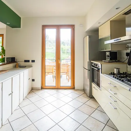 Vila Lepre - To The Silence *